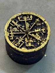 Вегвизир, Магическая свеча Золотая жаба,талисман процветания и защиты,Амулет Некрономикона, магическая свеча, купить свету мага Балтазара