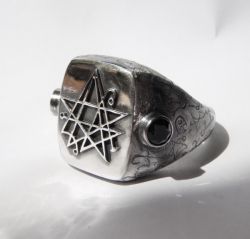 Кольцо Некрономикона, Знак Старших Богов, Elder Sign, Некрономикон, Завет Мертвых, Саймон, Уилсон, Лавкрафт, Дерлет, Рипель, купить амулет, купить оберег, Великие Древние, Ктулху, Йог-Сотот, Ньярлатхотеп, Шуб-Нигуратх